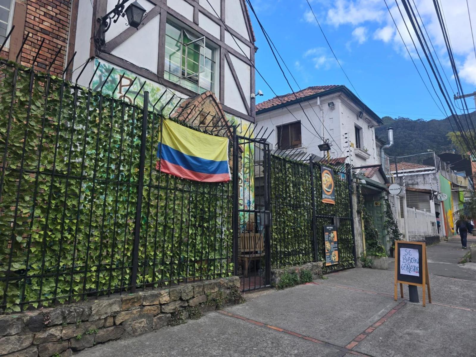 Portelli Hostal Zona G- Para Extranjeros Bogotá Kültér fotó