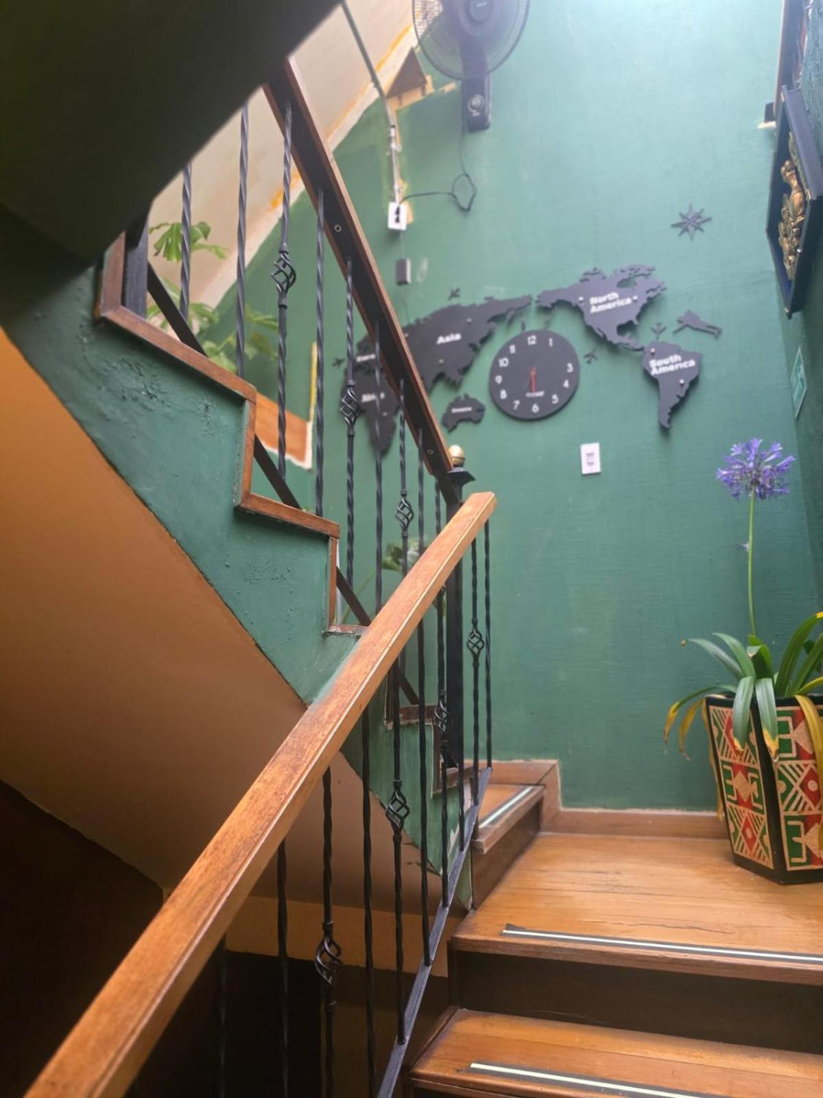 Portelli Hostal Zona G- Para Extranjeros Bogotá Kültér fotó