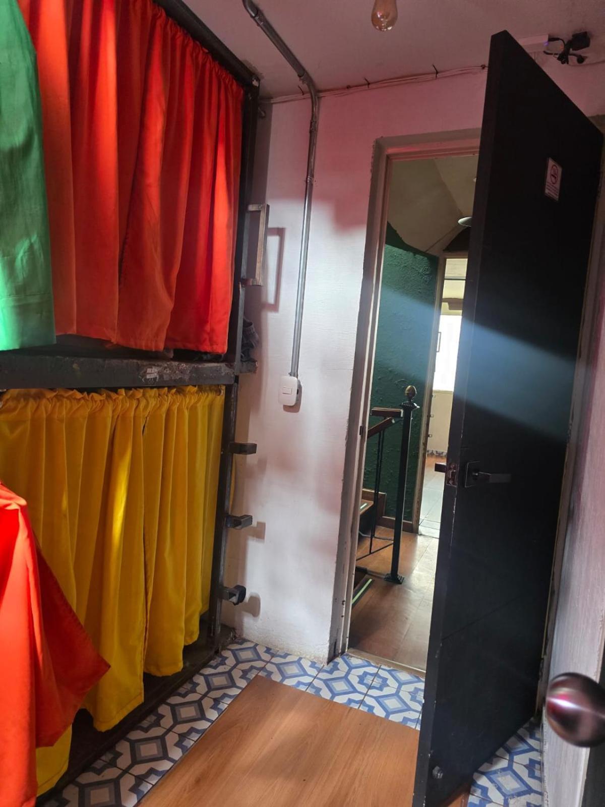 Portelli Hostal Zona G- Para Extranjeros Bogotá Kültér fotó
